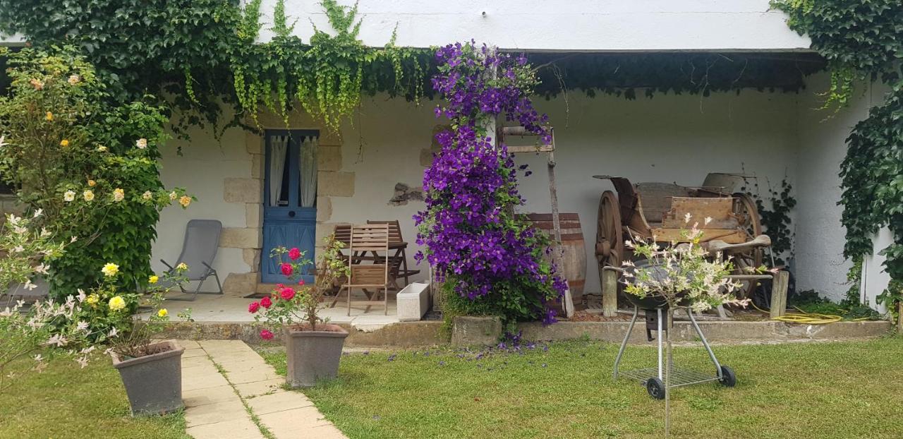 Chateau Le Poiron Bed & Breakfast Pissotte Dış mekan fotoğraf